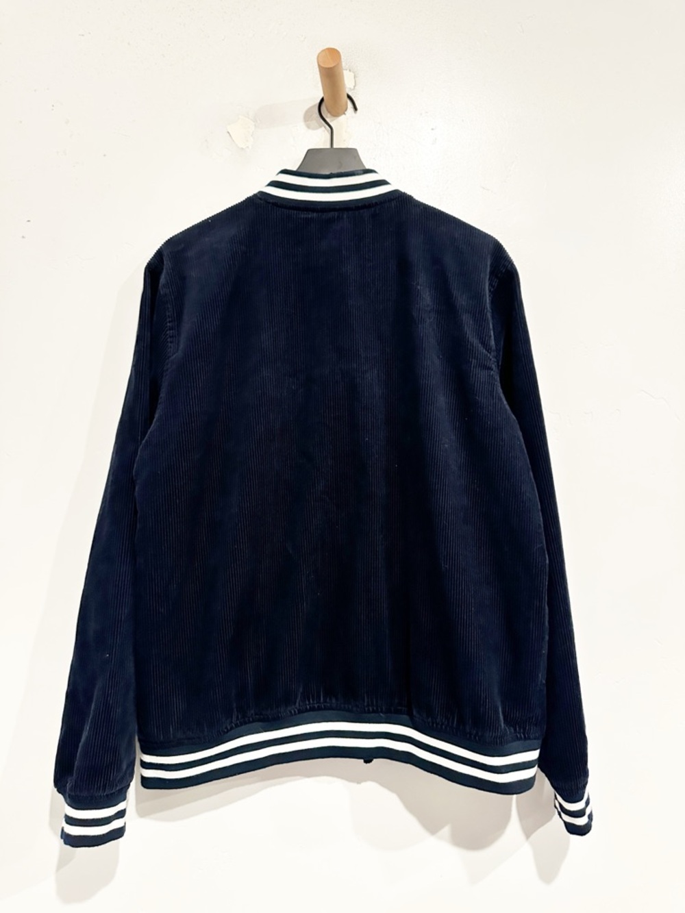 Ben‎ Sherman Navy Corduroy Jacket Size Large - Picture 2 of 8